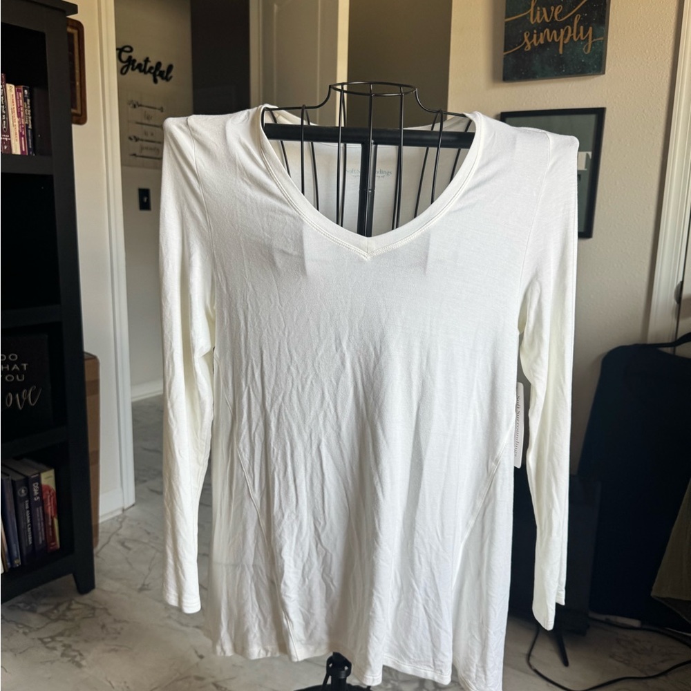 Soft Surroundings Cream V-Neck Long Sleeve Blouse